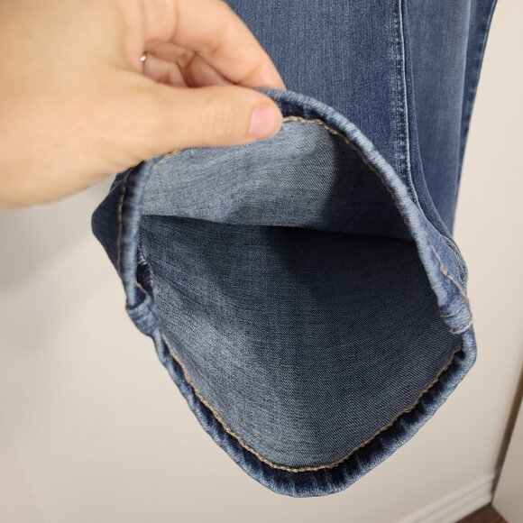 Lee Plus Women's Blue Cotton Mid Rise Slim Fit Stright Leg Denim Jeans Size 22W - Picture 9 of 16